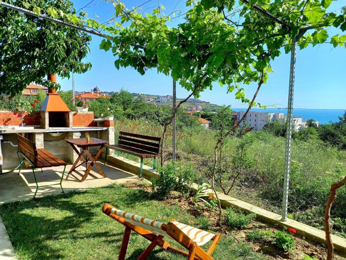 Family Hotel Amore Бяла Экстерьер фото