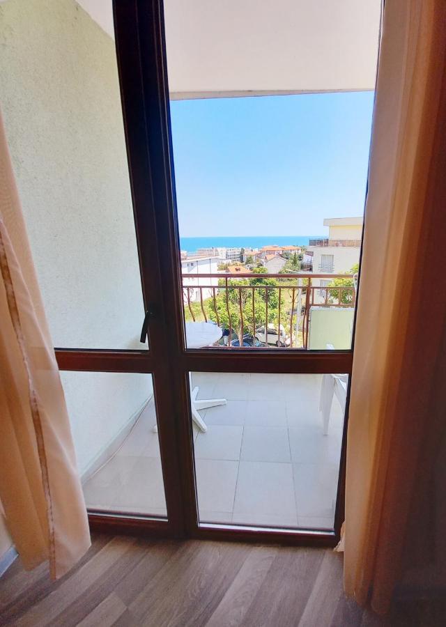 Family Hotel Amore Бяла Экстерьер фото