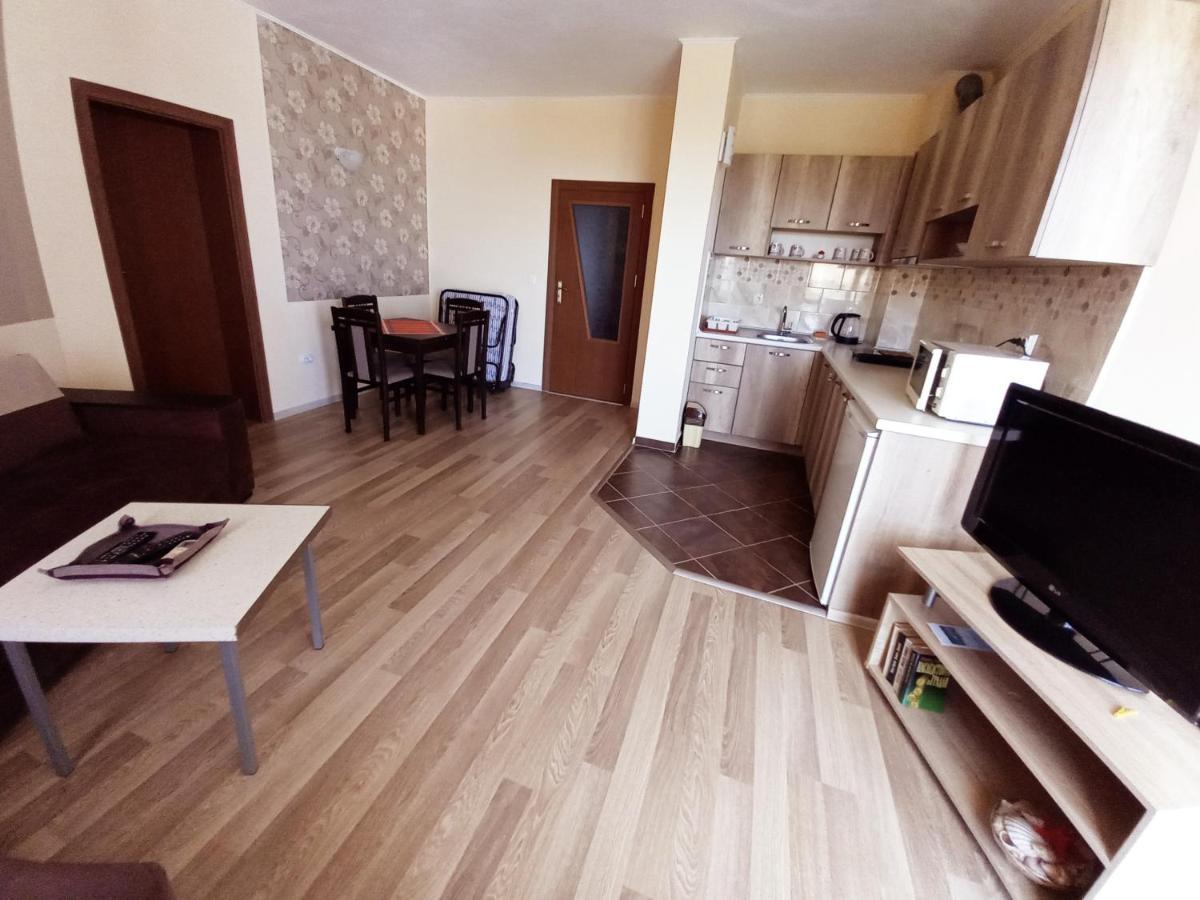 Family Hotel Amore Бяла Экстерьер фото
