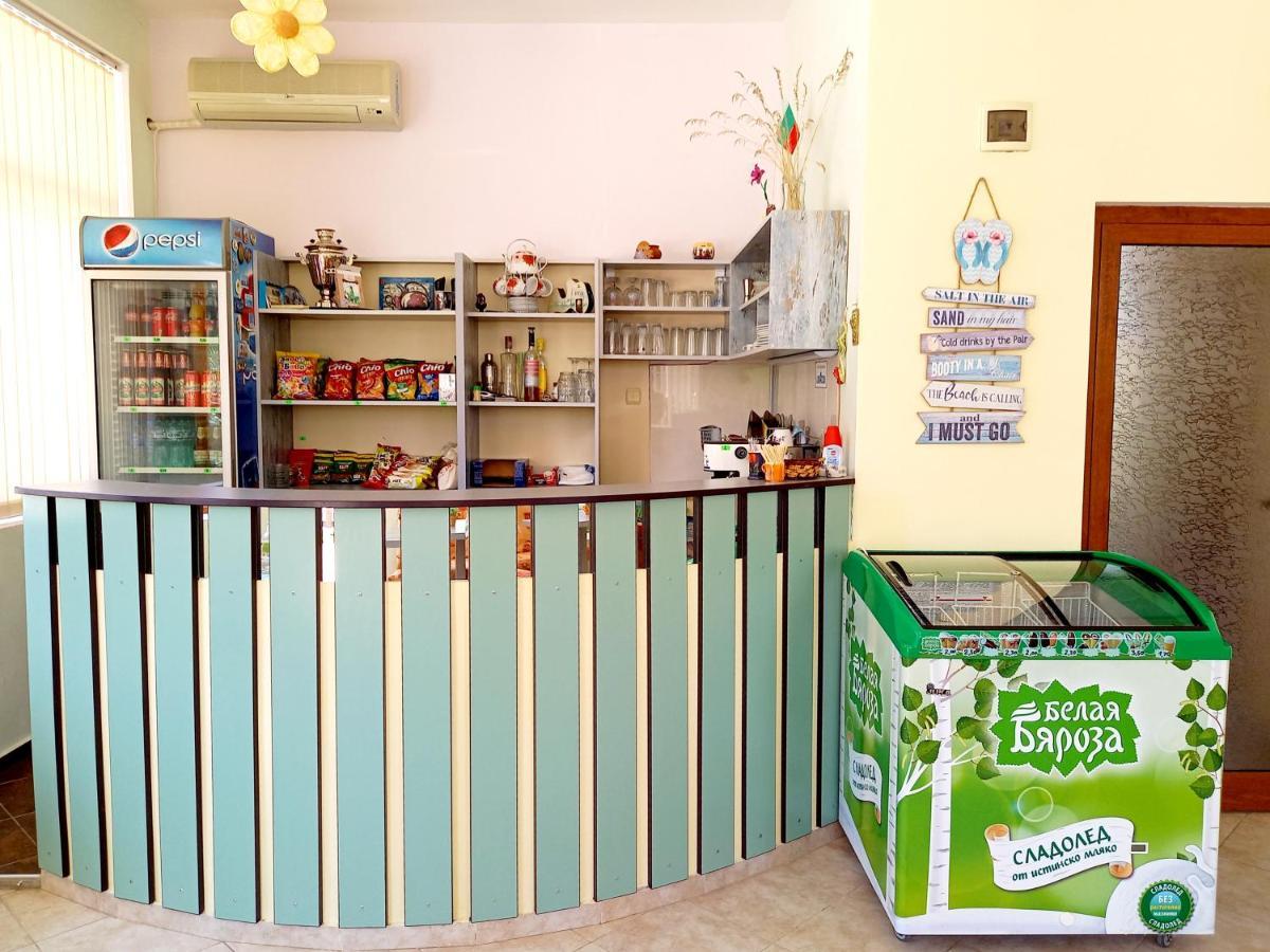 Family Hotel Amore Бяла Экстерьер фото