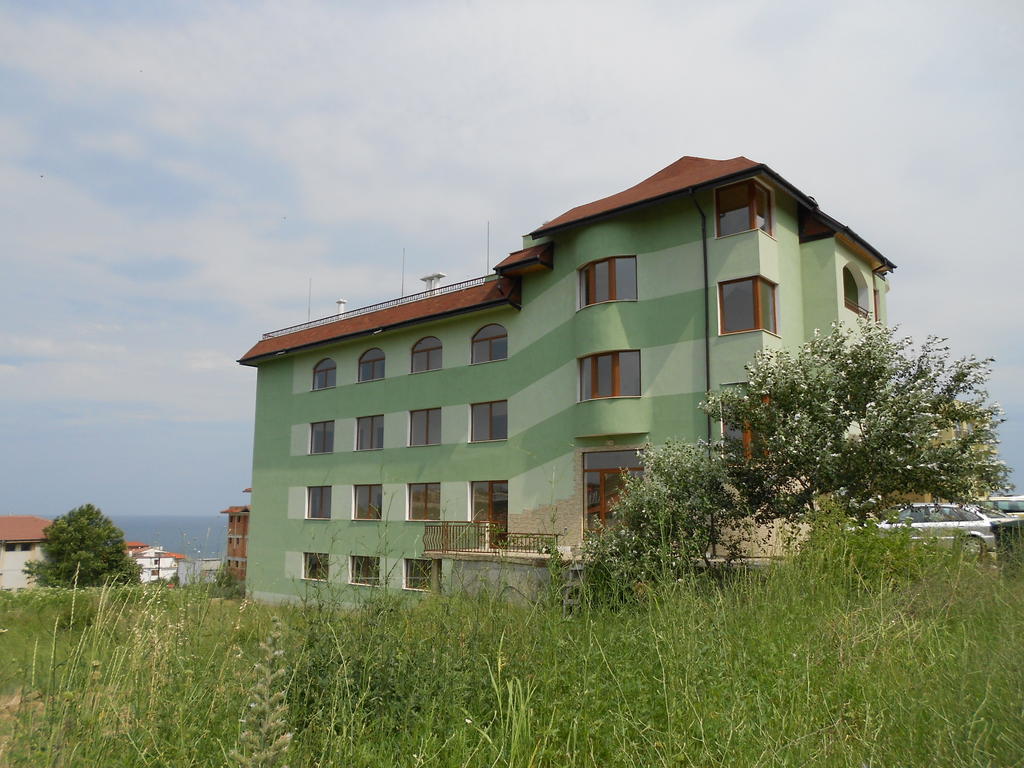 Family Hotel Amore Бяла Экстерьер фото
