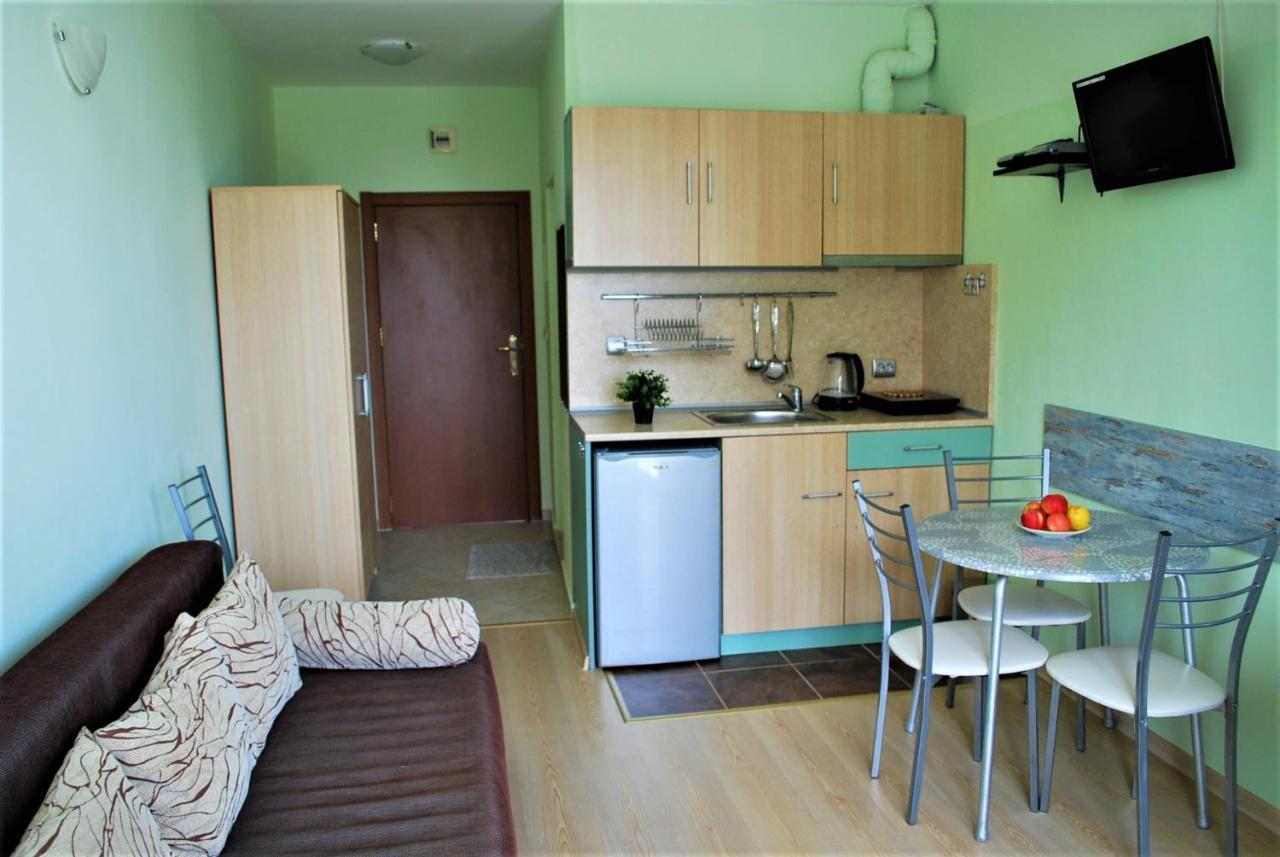 Family Hotel Amore Бяла Экстерьер фото