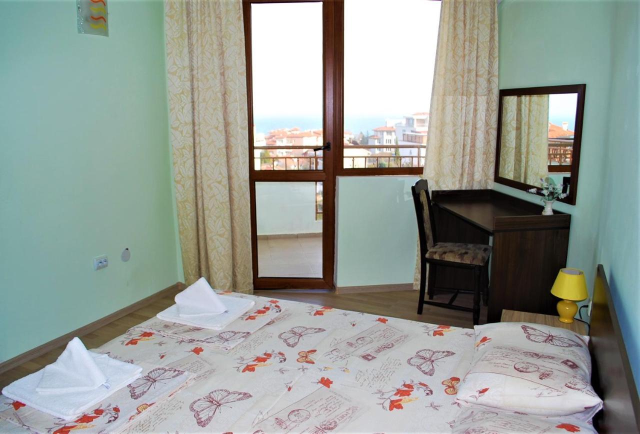 Family Hotel Amore Бяла Экстерьер фото